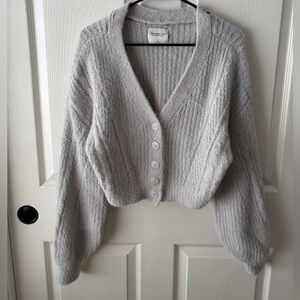 Abercrombie & Fitch Light Gray Cardigan
